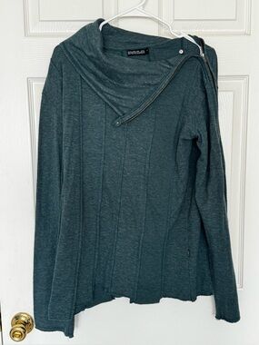Pyslo - Mens Top. Size 4 (XL)